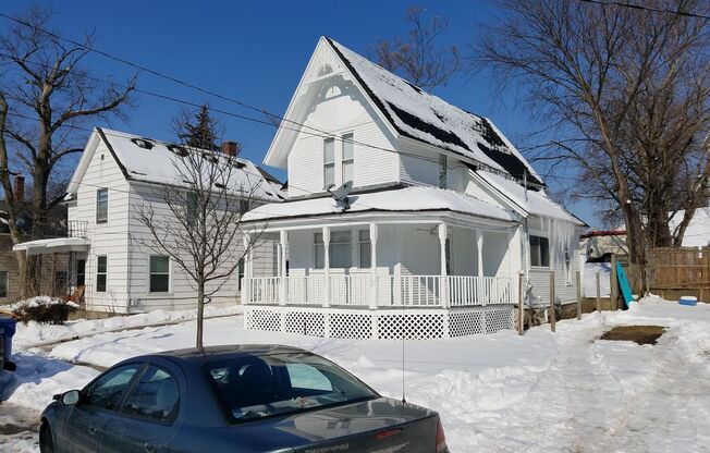 Grand Rapids, MI Downtown 2-Story Victorian-Style Cottage