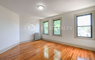 2 beds, 1 bath, $1,550, Unit C1