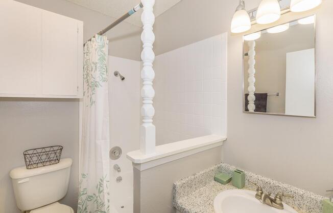 1 bed, 1 bath, 620 sqft, $649