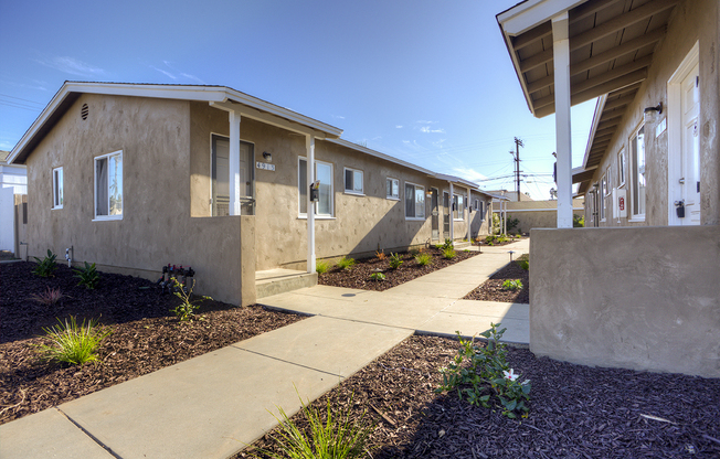 *OPEN HOUSE: 5/10 3-4PM* Cottage Style 1BR in Ocean Beach with Garage!
