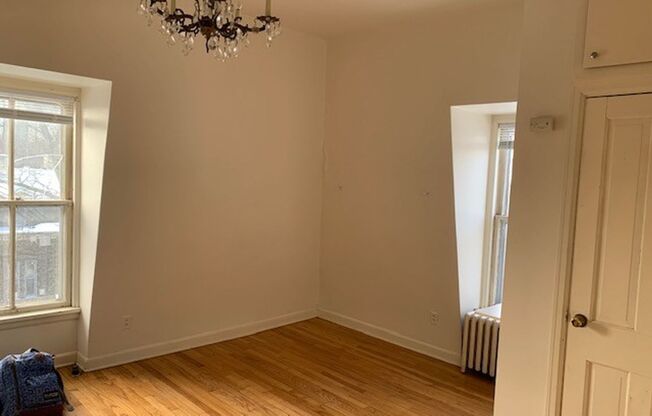 Studio, 1 bath, $985