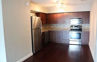 2 beds, 1.5 baths, 825 sqft, $1,250, Unit 3901 #12