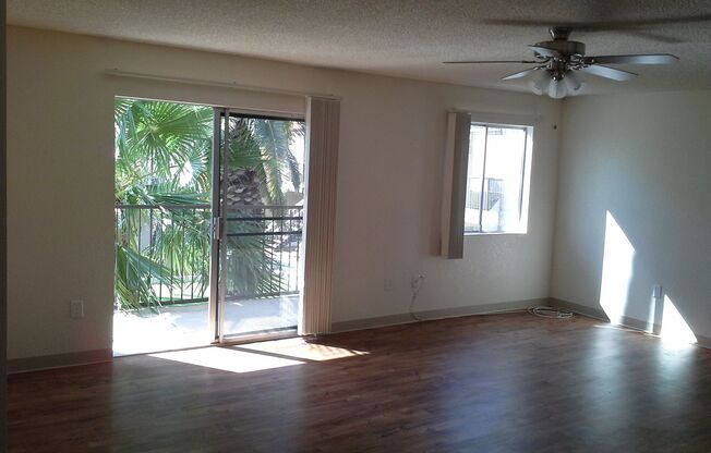 2 beds, 1 bath, 875 sqft, $999, Unit Unit 201