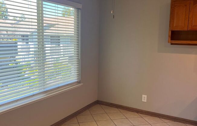 2 beds, 2 baths, $3,030