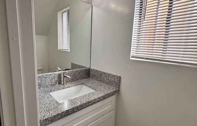 NEWLY REMODELED Spacious & Cozy 3 bed + 1.5 bath $1,750 rent/deposit