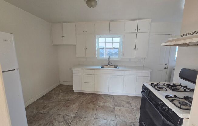Beautifully Updated 2-Bedroom Home in Richmond, CA