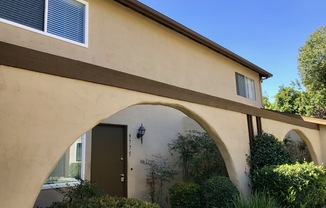 FOR RENT - Beautifully Remodeled 3Br/1.5Ba 1215 Sf Townhouse In Penasquitos Pines
