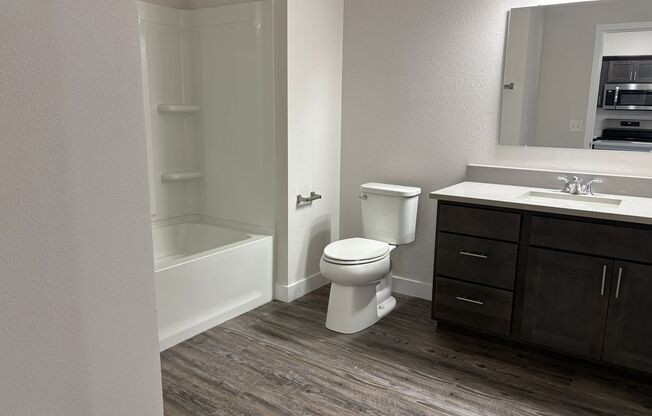 2 beds, 2 baths, 1,038 sqft, $1,895, Unit 4880-206