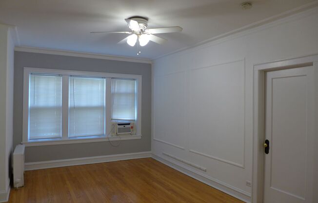 Lamon Courts Apartments