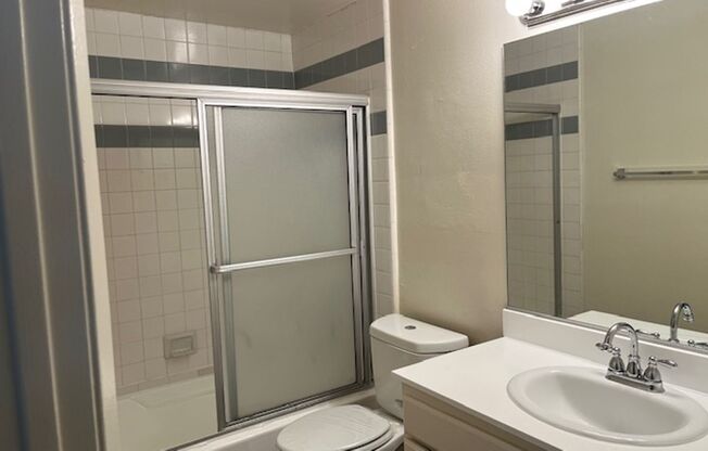 2 beds, 1 bath, $2,398, Unit B