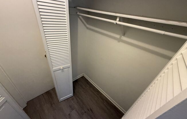 2 beds, 1.5 baths, $1,400, Unit UNIT D
