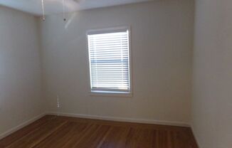 2 beds, 1 bath, $1,895