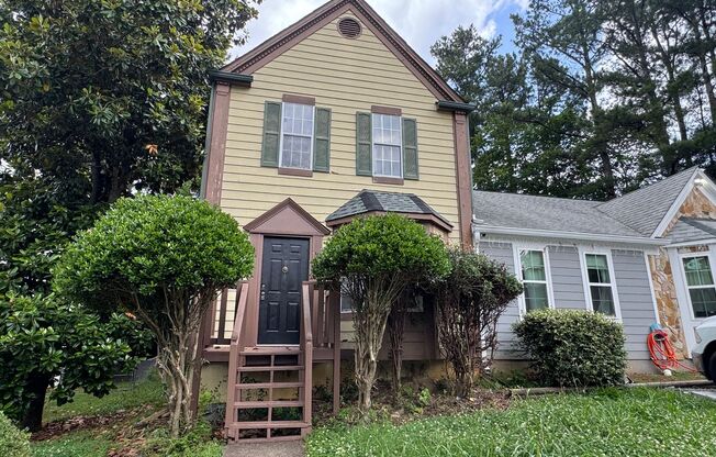 Charming 2-bedroom, 2.5-bath Townhome