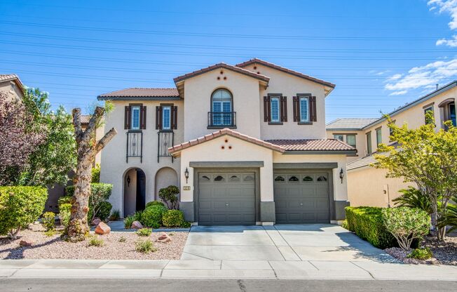 4 Bed 3 Bath Beautiful Home With STRIP VIEWS & POOL/SPA! Located in the heart of Summerlin.