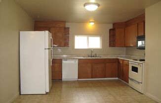3 beds, 1 bath, 1,500 sqft, $2,895, Unit Upper