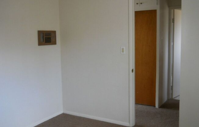 1 bed, 1 bath, 600 sqft, $695, Unit 11