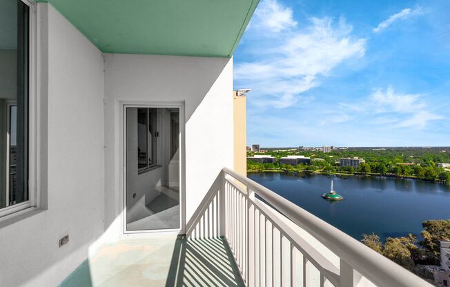 2 beds, 2 baths, $2,850, Unit #1911