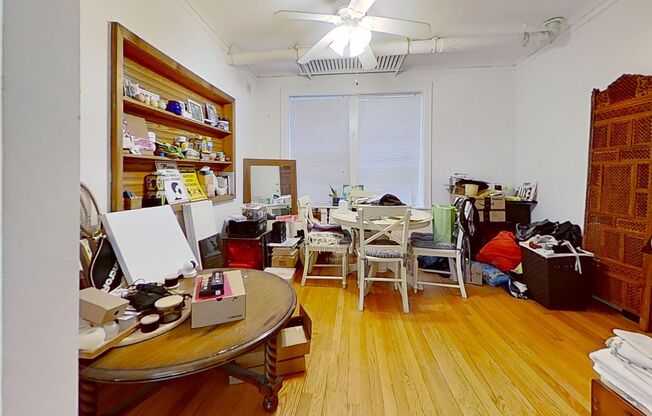Large Lakeview Garden One Bedroom Includes Heat