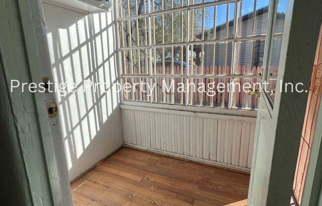2 beds, 1 bath, 604 sqft, $925, Unit #1