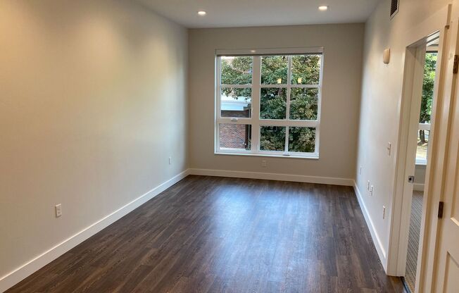 1 bed, 1 bath, 765 sqft, $1,994, Unit One11 212