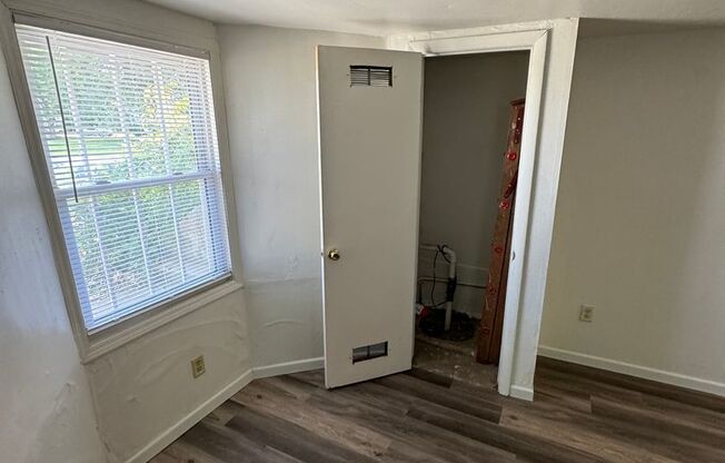 2818 W Saint Paul Ave  3 Bedroom House