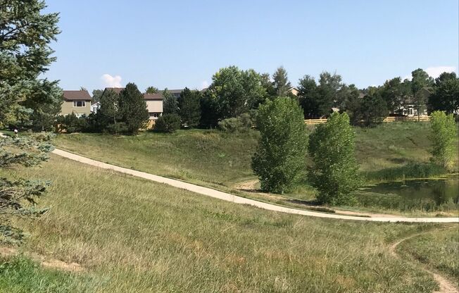 Beautiful 3BD/2.5BA Rock Creek Paired Home!