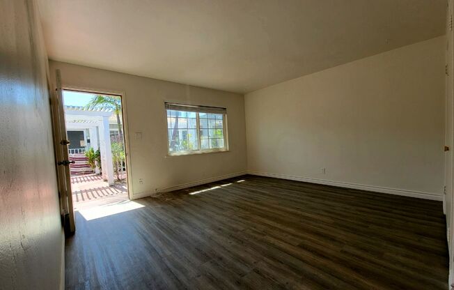 Studio, 1 bath, 550 sqft, $2,195