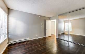 Bedroom With Closet at The Chadwick, California, 90004