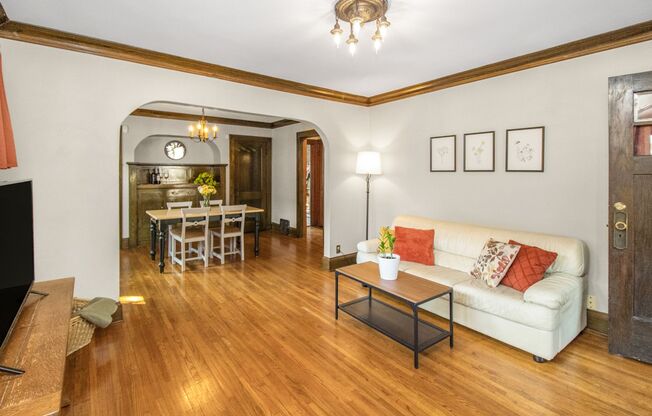 Wonderful 2 Bedroomed House in the heart of Saint Paul.