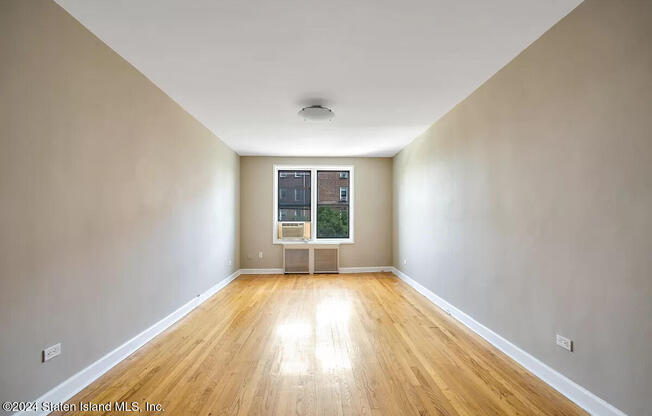 1 bed, 1 bath, 850 sqft, $2,200, Unit I4