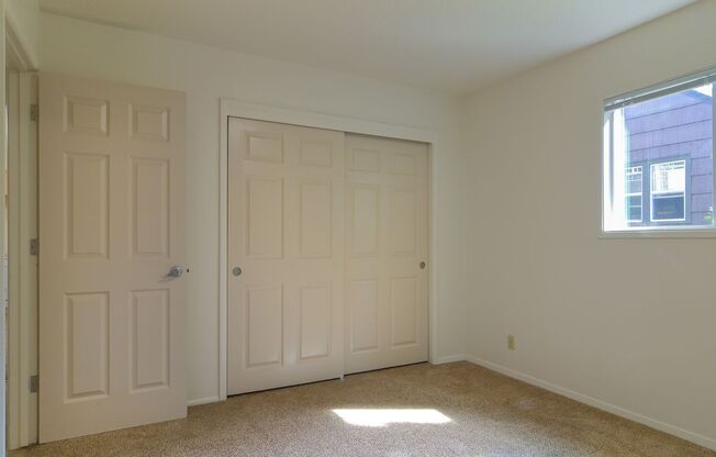 2 beds, 1 bath, $1,550, Unit 1