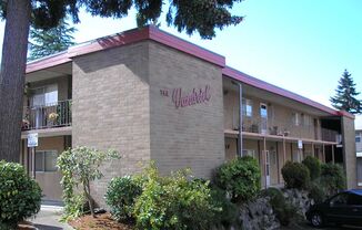 575 : Vandriel Apts *12*