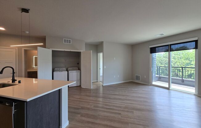 2 beds, 2 baths, 1,244 sqft, $2,170, Unit 8421-127
