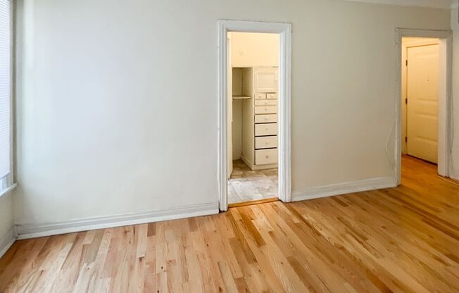 Studio, 1 bath, 423 sqft, $1,575, Unit 540-8D