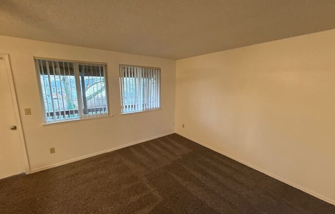 1 bed, 1 bath, 620 sqft, $1,175, Unit 14
