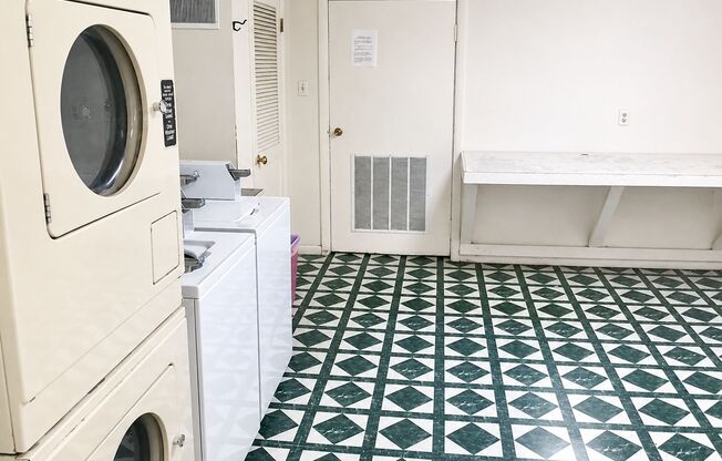 *** North Hills Apartments for rent * Pet Friendly * Central A/C * Spacious * Available Now ***