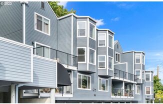 Lair Hill Heights Condominiums