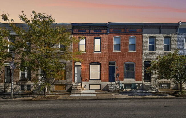 33 S E AVE