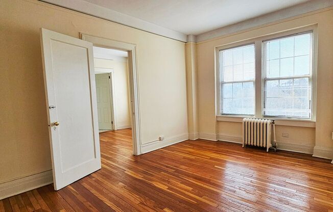 2 beds, 2 baths, 775 sqft, $1,850, Unit 505