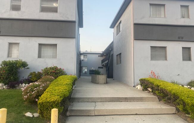 Midtown - 4729 San Vicente