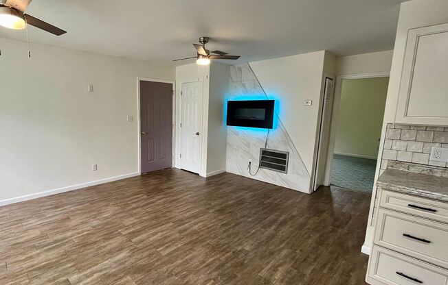 3 beds, 2 baths, $1,200