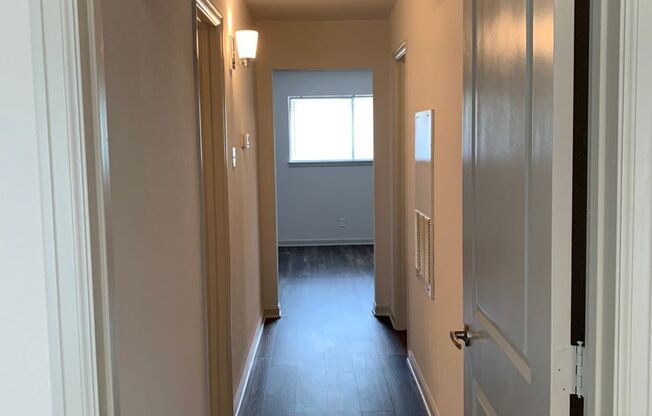1 bed, 1 bath, 684 sqft, $900, Unit 2325-03