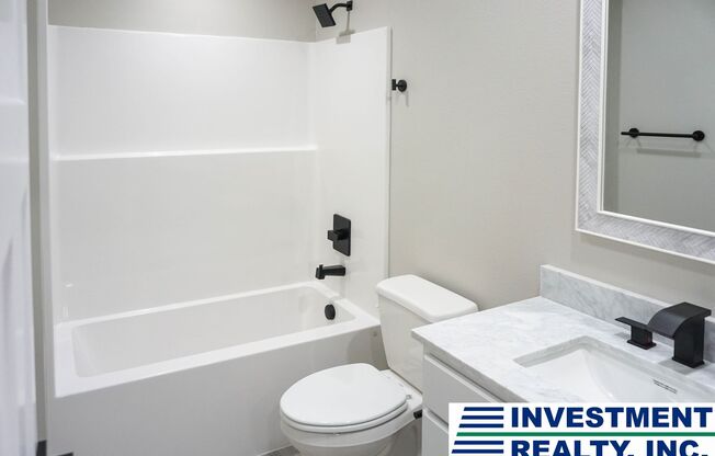 2 beds, 2 baths, $1,795, Unit A