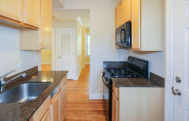 2 beds, 1 bath, 645 sqft, $2,650, Unit 1210WAV1