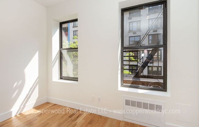 121 East 82nd St