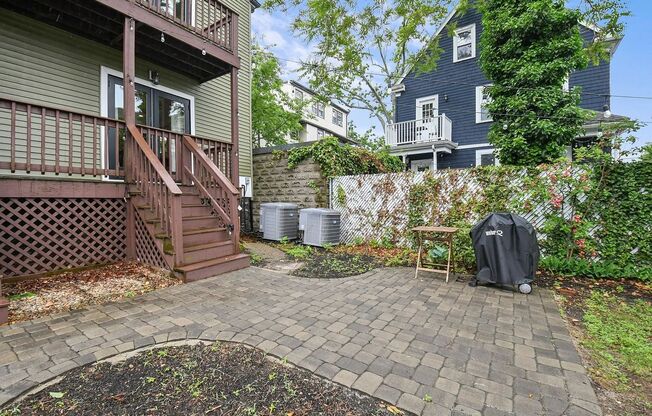 Renovated Apartment in Medford