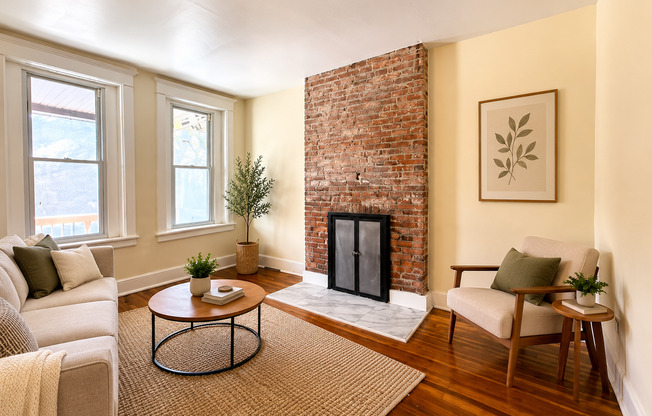 2406 Wurzell Avenue