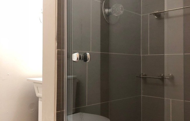 Studio, 1 bath, 264 sqft, $995, Unit 2