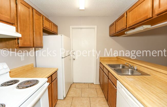 2 beds, 1 bath, 1,911 sqft, $1,150