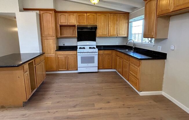 Charming home in prime location!